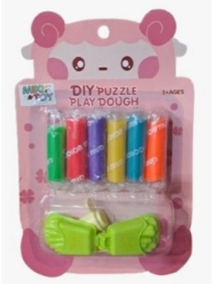 Kit Massinha De Modelar Brinquedo Infantil - 6 Cores - Com Molde e Ferramenta